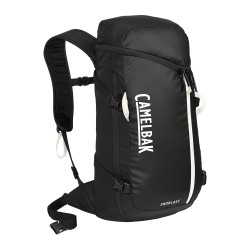 CAMELBAK SNOBLAST WINTER HYDRATION PACK 2022: BLACK/WHITE 22L